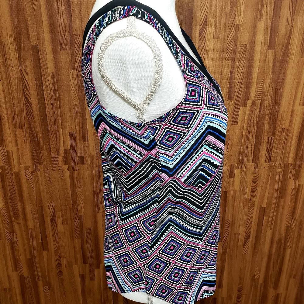Candies Double V Cutout Shell Tank Sz XS N… - Picture 4 of 8